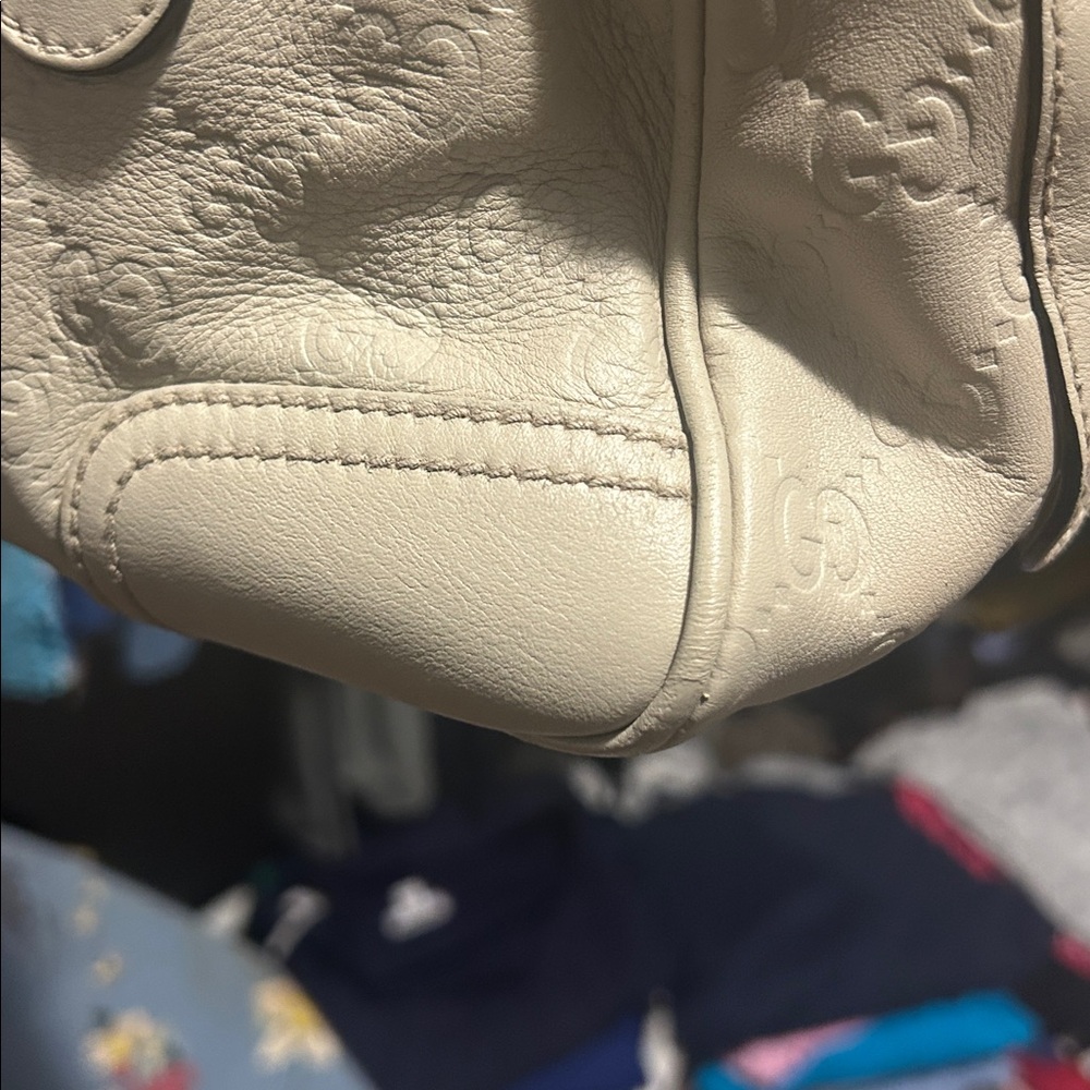 Authentic Gucci Satchel - Picture 13 of 16